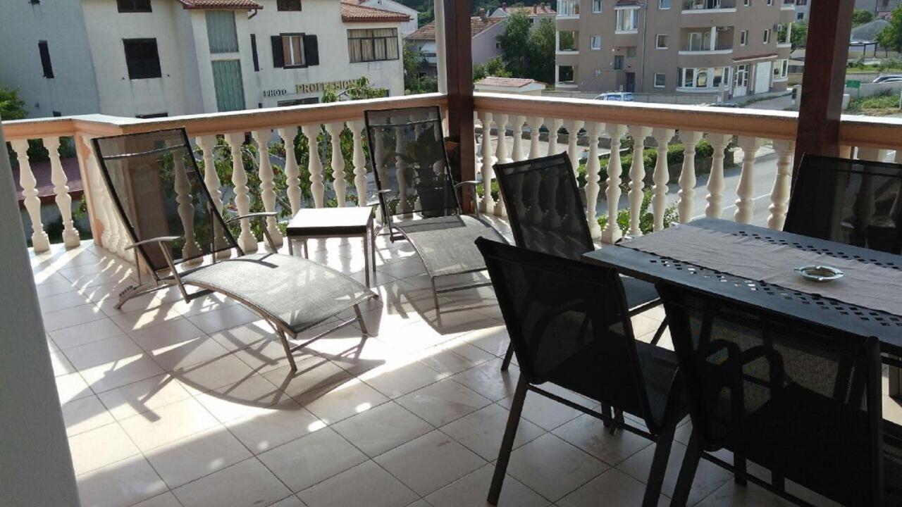 Apartment Summer 1 Póla Kültér fotó